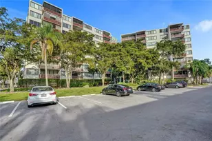 4222 Inverrary Blvd, Lauderhill, FL 33319 - Photo 3