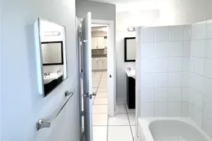 121 SW 15th St, Pompano Beach, FL 33060 - Photo 9
