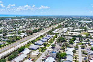 9040 SE Hobe Ridge Ave, Hobe Sound, FL 33455 - Photo 35