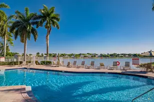 1592 Carriage Brooke Dr, Wellington, FL 33414 - Photo 25