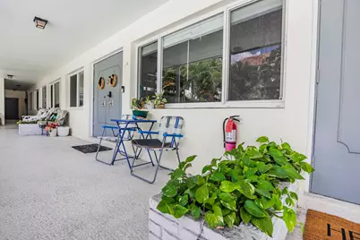 1308 Bayview Drive #1c, Fort Lauderdale, FL 33304 - Photo 5
