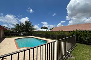 2153 Amesbury Cir, Wellington, FL 33414 - Photo 25