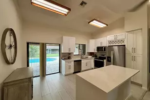 2153 Amesbury Cir, Wellington, FL 33414 - Photo 11