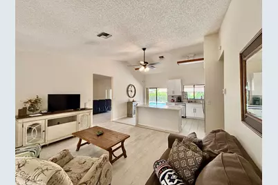 2153 Amesbury Circle, Wellington, FL 33414 - Photo 9