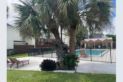 645 Executive Center Drive #R-105, West Palm Beach, FL 33401 - Photo 15
