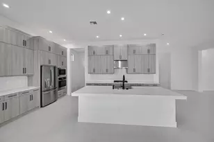 9520 St Germain Dr, Palm Beach Gardens, FL 33412 - Photo 23