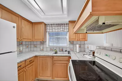 99 Bedford D, West Palm Beach, FL 33417 - Photo 11