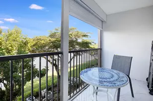 13355 SW 16th Ct, Pembroke Pines, FL 33027 - Photo 3