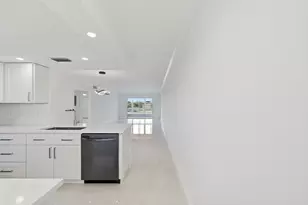 3204 Portofino Point, Coconut Creek, FL 33066 - Photo 13