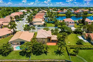 740 SW 191st Ave, Pembroke Pines, FL 33029 - Photo 11