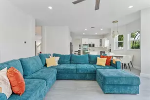 1483 SW 161st Ave, Pembroke Pines, FL 33027 - Photo 15