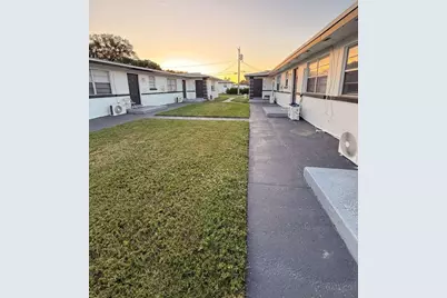 1885 40th Avenue #4, Vero Beach, FL 32960 - Photo 3