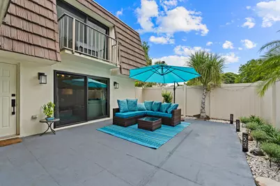 7707 77th Way #7707, West Palm Beach, FL 33407 - Photo 1