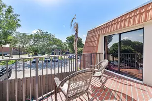 1426 SW 110th Way, Davie, FL 33324 - Photo 23
