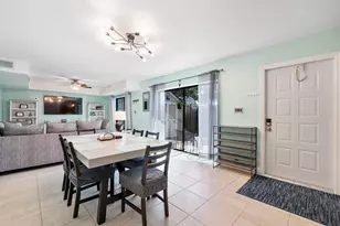 1426 SW 110th Way, Davie, FL 33324 - Photo 5