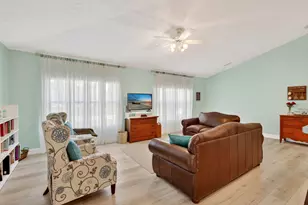 2738 SW District Ave, Port Saint Lucie, FL 34953 - Photo 17