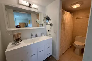 1200 Hibiscus Ave, Pompano Beach, FL 33062 - Photo 9