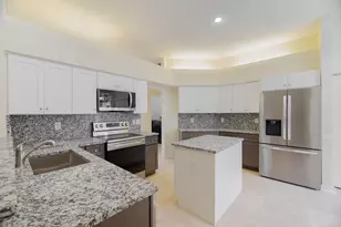 1070 Sweet Briar Pl, Wellington, FL 33414 - Photo 11