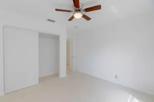 1070 Sweet Briar Pl, Wellington, FL 33414 - Photo 15