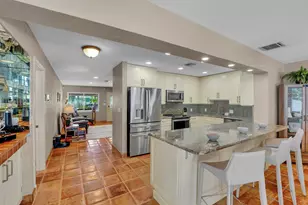 1066 SW 27th Pl, Boynton Beach, FL 33426 - Photo 13