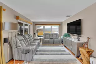 1066 SW 27th Pl, Boynton Beach, FL 33426 - Photo 25