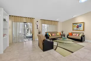 10911 Lake Front Pl, Boca Raton, FL 33498 - Photo 11