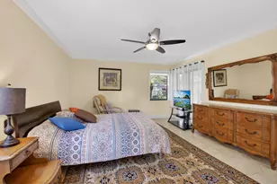 10911 Lake Front Pl, Boca Raton, FL 33498 - Photo 15