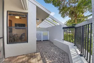 10911 Lake Front Pl, Boca Raton, FL 33498 - Photo 29