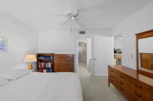 3138 Via Poinciana, Lake Worth, FL 33467 - Photo 19