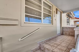 4719 E 8th Ct, Hialeah, FL 33013 - Photo 29