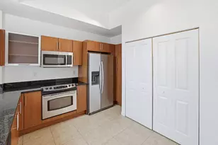 600 S Dixie Hwy, West Palm Beach, FL 33401 - Photo 3