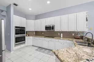 12629 Torbay Dr, Boca Raton, FL 33428 - Photo 11