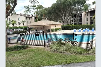 202 Foxtail Drive #F1, Greenacres, FL 33415 - Photo 3