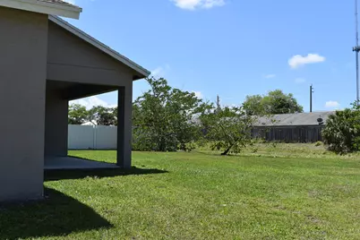 2202 SE Lucaya Street, Port Saint Lucie, FL 34952 - Photo 43