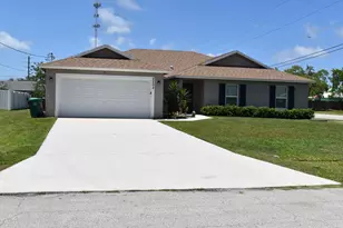 2202 SE Lucaya St, Port Saint Lucie, FL 34952 - Photo 1