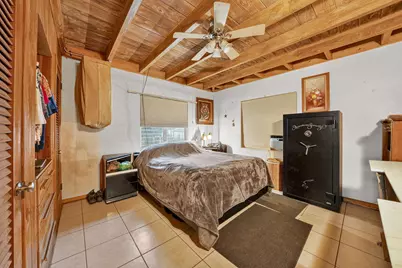 9290 Orange Avenue, Fort Pierce, FL 34945 - Photo 23