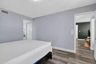 20110 NE 3rd Ct, Miami, FL 33179 - Photo 13
