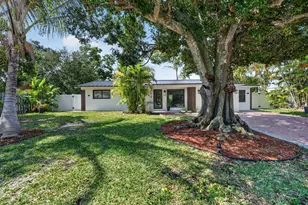 454 Dover Rd, Jupiter, FL 33469 - Photo 3
