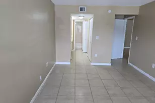 711 N Pine Island Rd, Plantation, FL 33324 - Photo 13