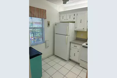 2801 Somerset Drive #201, Lauderdale Lakes, FL 33311 - Photo 9
