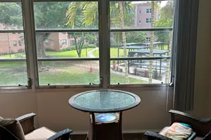 2801 Somerset Dr, Lauderdale Lakes, FL 33311 - Photo 21
