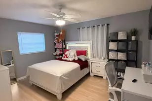 435 SE Asbury Ln, Port Saint Lucie, FL 34983 - Photo 11
