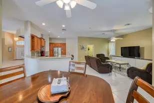 10370 NW 14th Pl, Coral Springs, FL 33071 - Photo 9