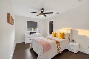 1044 NW 6th Dr, Boca Raton, FL 33486 - Photo 31