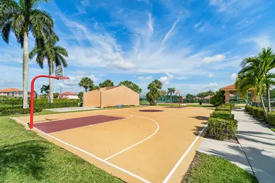 18250 Blue Lake Way, Boca Raton, FL 33498 - Photo 45