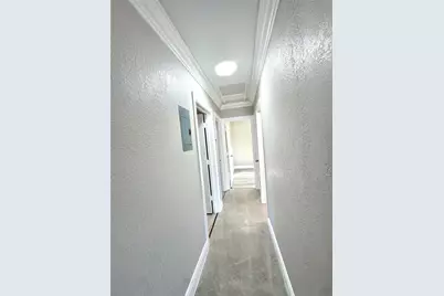 1020 NW 26th Avenue, Fort Lauderdale, FL 33311 - Photo 13