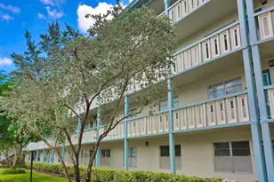 3004 Portofino Isle, Coconut Creek, FL 33066 - Photo 5