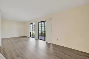 9758 N Belfort Cir, Tamarac, FL 33321 - Photo 3