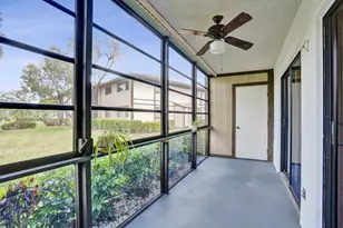 9758 N Belfort Cir, Tamarac, FL 33321 - Photo 23