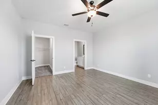 1811 Celebration Dr, Fort Pierce, FL 34947 - Photo 9